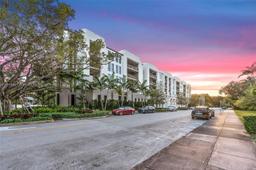 Picture of 718 Valencia Ave # 408, Coral Gables, FL 33134