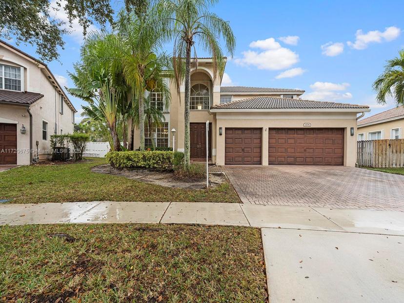 Picture of 1104 NW 139Th Ave, Pembroke Pines FL 33028