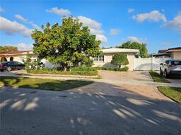 Picture of 11201 NW 59Th Ct, Hialeah, FL 33012