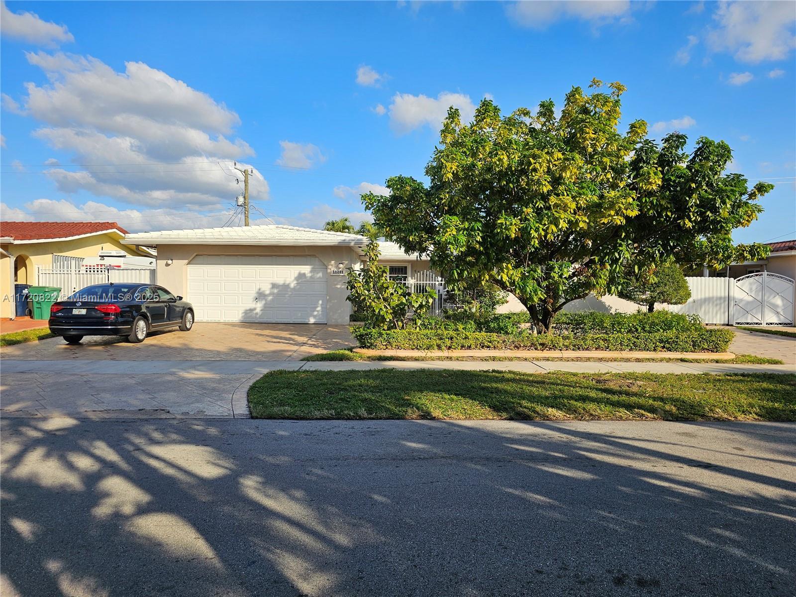 Picture of 11201 NW 59Th Ct, Hialeah, FL 33012