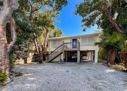 Picture of 130 Ocean View Dr, Tavernier, FL 33070