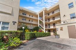 Picture of 2871 Somerset Dr # 102, Lauderdale Lakes, FL 33311