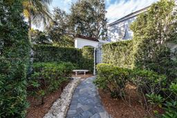 Picture of 1033 Hardee Rd, Coral Gables, FL 33146