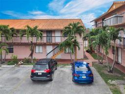 Picture of 2170 W 60Th St # 16118, Hialeah, FL 33016