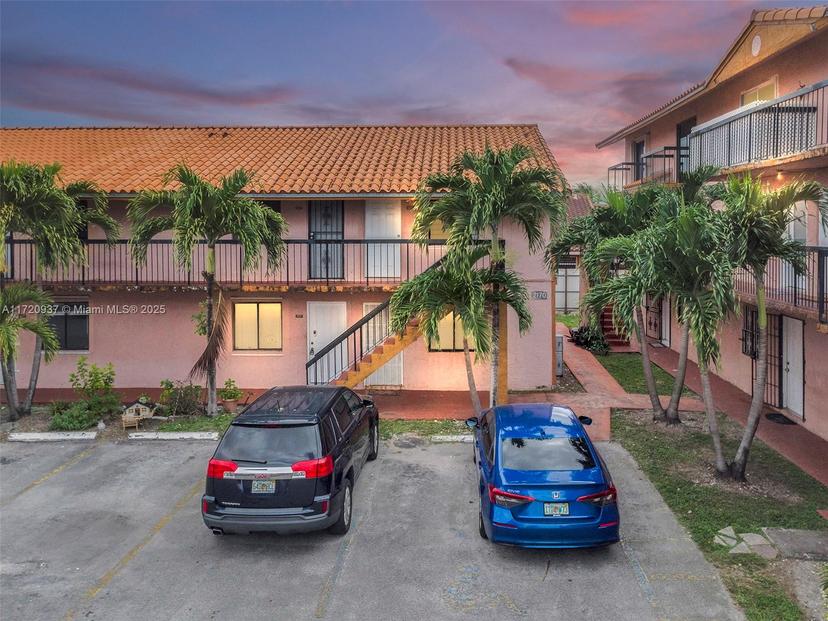 Picture of 2170 W 60Th St # 16118, Hialeah FL 33016