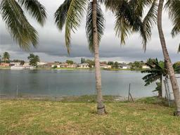 Picture of 14317 SW 296Th St, Homestead, FL 33033