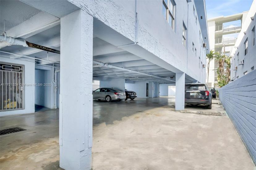 Picture of 1530 Pennsylvania Ave # 203, Miami Beach FL 33139