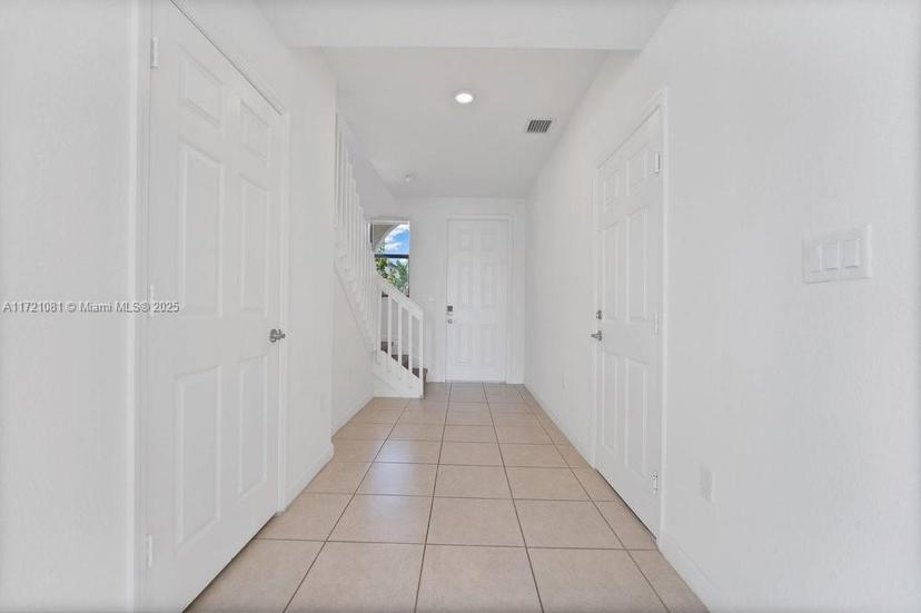 Picture of 11036 W 35Th Way, Hialeah FL 33018