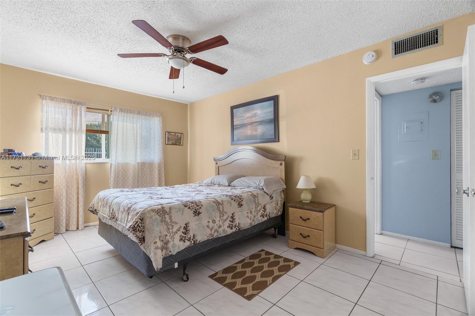 Picture of 5300 Washington St # J115, Hollywood, FL 33021