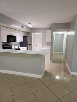 Picture of 2600 S University Dr # 129, Davie, FL 33328