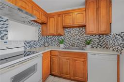 Picture of 3020 Marcos Dr # S504, Aventura, FL 33160