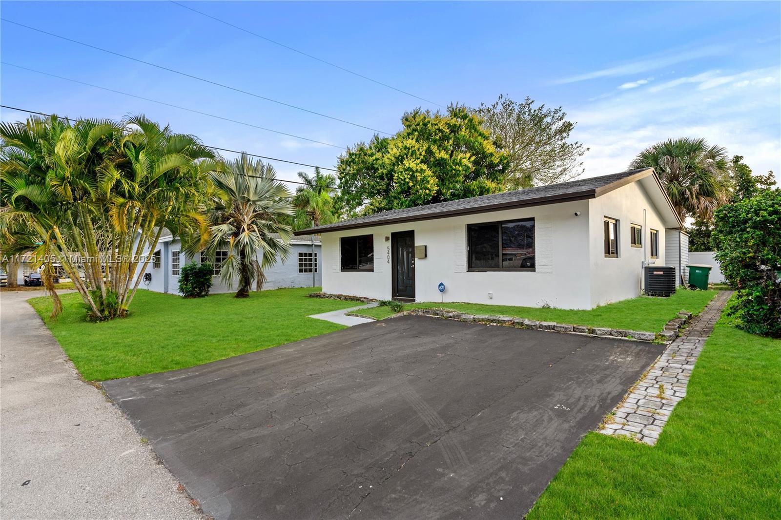 Picture of 5404 NW 25Th Ave, Tamarac, FL 33309