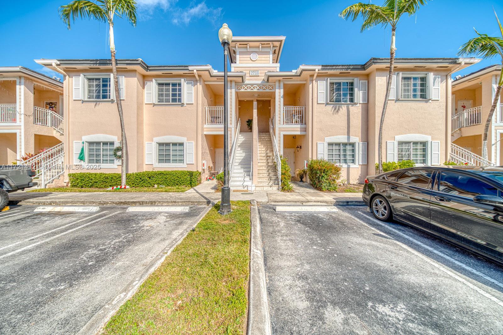 Picture of 2733 NE 3Rd Ct # 204, Homestead, FL 33033