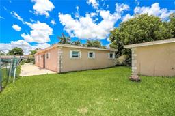 Picture of 725 SW 12Th Ave, Homestead, FL 33030