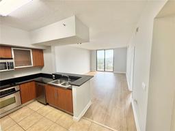 Picture of 888 S Douglas Rd # 1006, Coral Gables, FL 33134