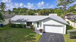 Picture of 2638 NW 98 Way, Coral Springs, FL 33065