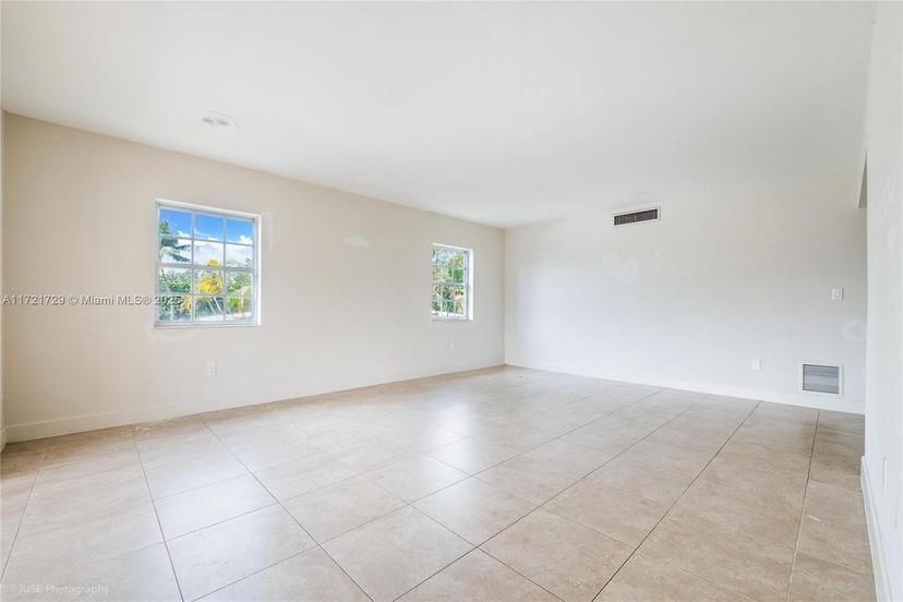 Picture of 1265 S Alhambra Cir # A, Coral Gables FL 33146