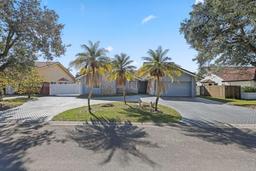 Picture of 11340 SW 1St St, Coral Springs, FL 33071