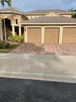 Picture of 1202 NW 137Th Ave, Pembroke Pines, FL 33028