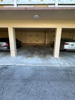 Picture of 6731 Cypress Rd # 110, Plantation, FL 33317