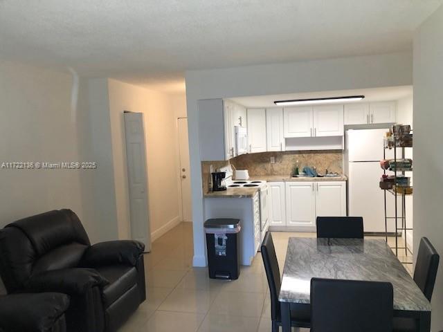 Picture of 4301 NW South Tamiami Canal Dr # 113, Miami, FL 33126