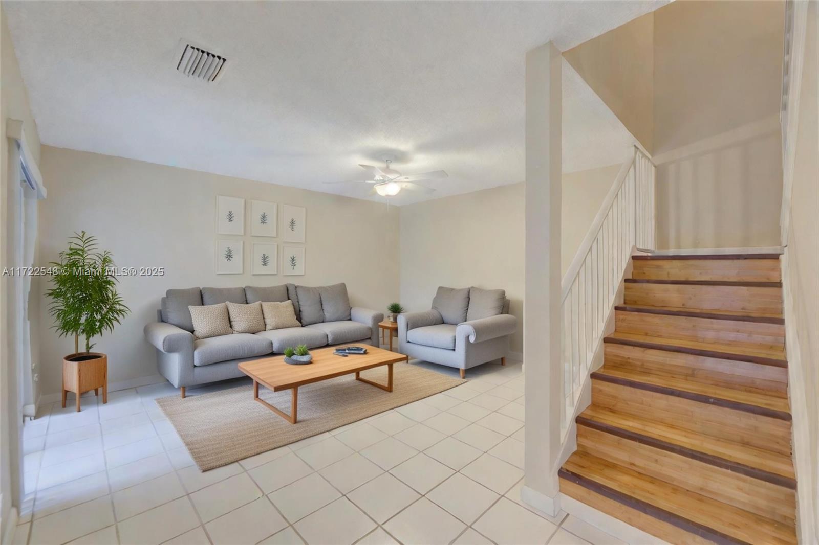 Picture of 702 Commodore Dr, Plantation, FL 33325