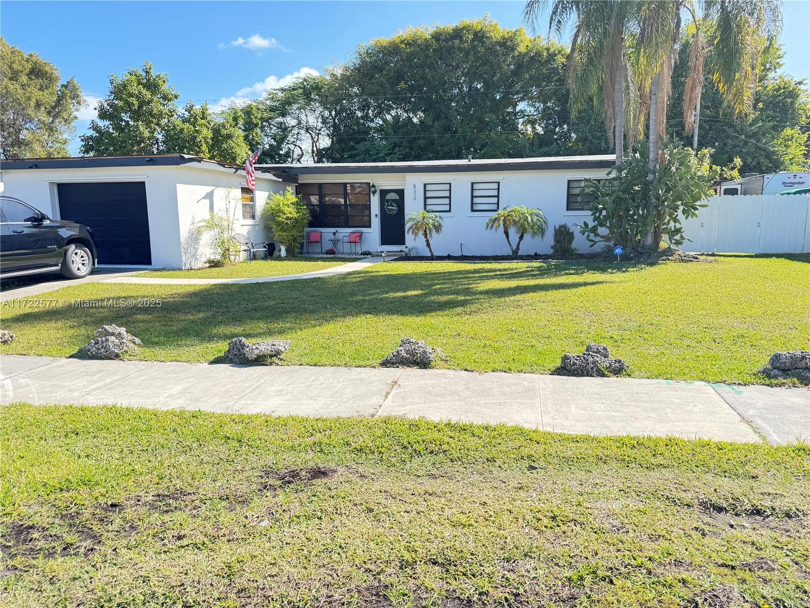 Picture of 9478 Easter Rd, Cutler Bay, FL 33157