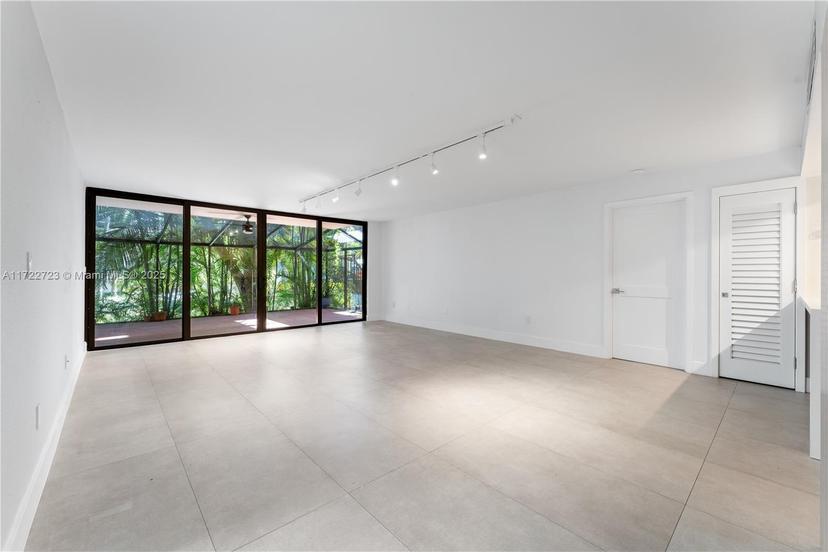 Picture of 55 Ocean Lane Dr # 1031, Key Biscayne FL 33149