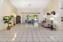 Picture of 12043 SW 1St St, Coral Springs, FL 33071