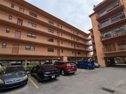 Picture of 1800 W 54Th St # 108, Hialeah, FL 33012