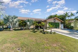 Picture of 4003 SE 1St Ct, Cape Coral, FL 33904