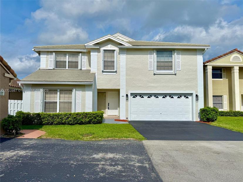 Picture of 9525 NW 9Th Ct, Plantation FL 33324