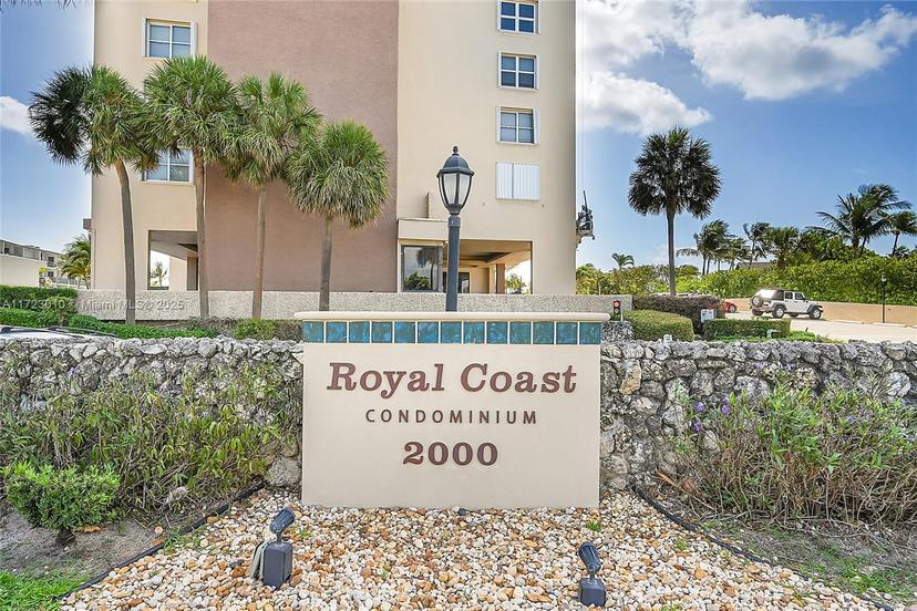 Picture of 2000 S Ocean Blvd # 8D, Lauderdale By The Sea FL 33062