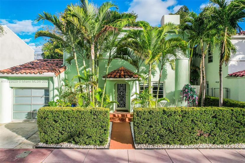 Picture of 837 Espanola Way, Miami Beach FL 33139