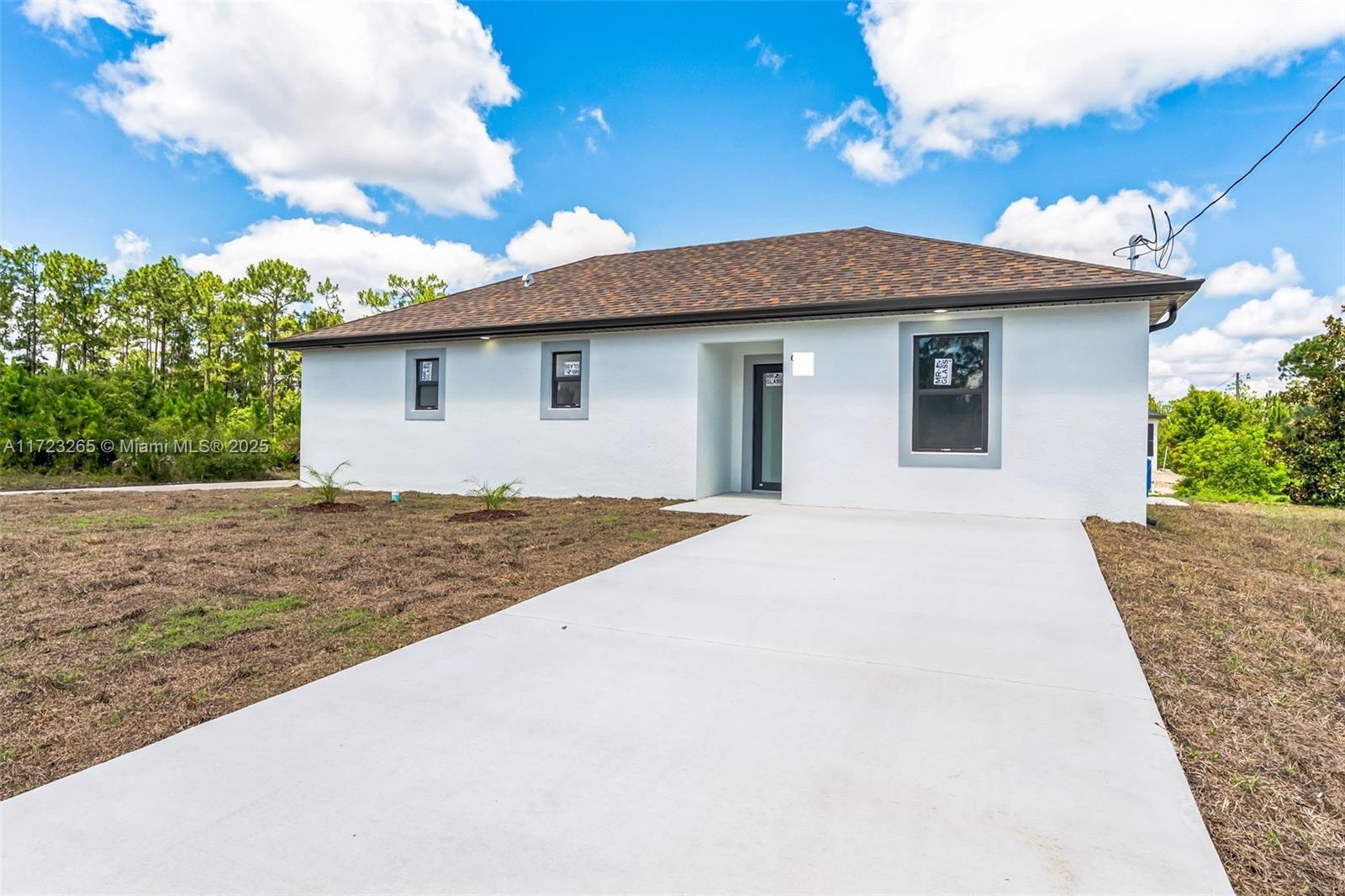 Picture of 430 S Norwood Ave, Lehigh Acres, FL 33978