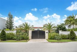 Picture of 1001 N Venetian Dr, Miami, FL 33139