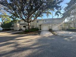 Picture of 2253 NW 170Th Ave, Pembroke Pines, FL 33028