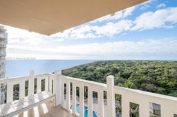 Picture of 1111 Crandon Blvd # C906, Key Biscayne, FL 33149