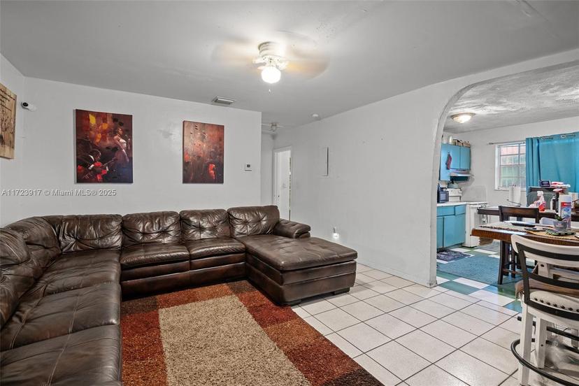 Picture of 1467 NW 154Th St, Miami Gardens FL 33054