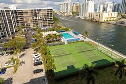 Picture of 400 Leslie Dr # 1117, Hallandale Beach, FL 33009