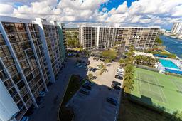 Picture of 400 Leslie Dr # 1117, Hallandale Beach, FL 33009