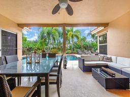 Picture of 1085 Fairfax Ln, Weston, FL 33326