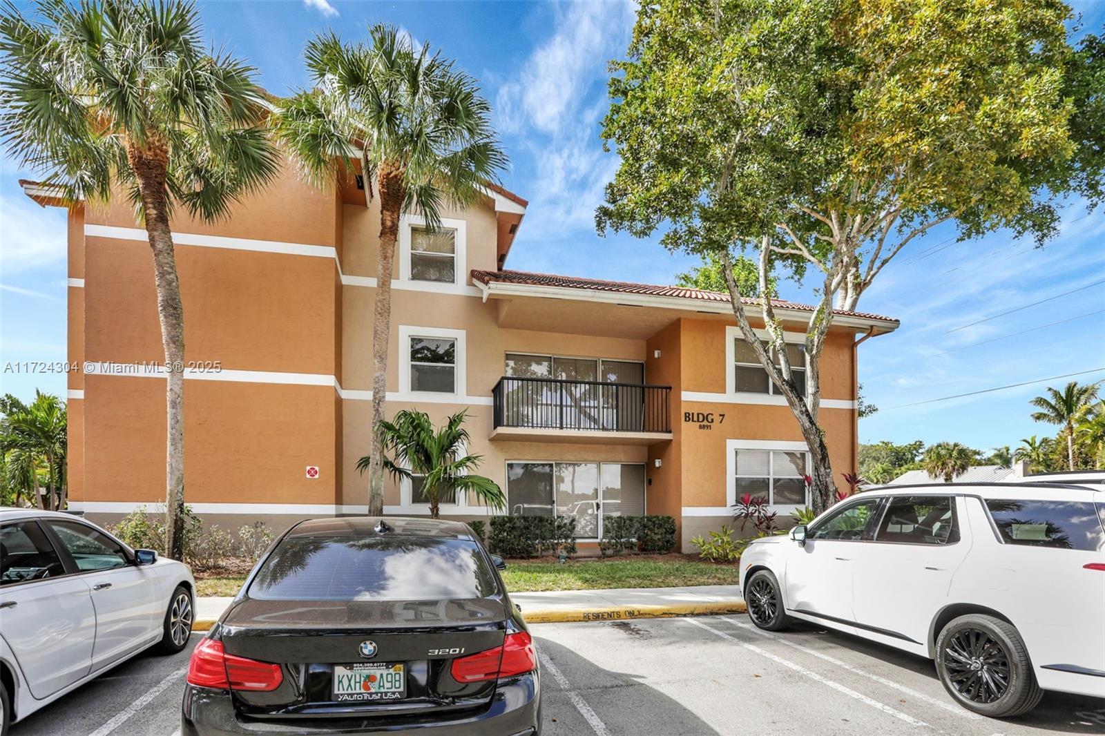 Picture of 8891 Wiles Rd # 102, Coral Springs, FL 33067