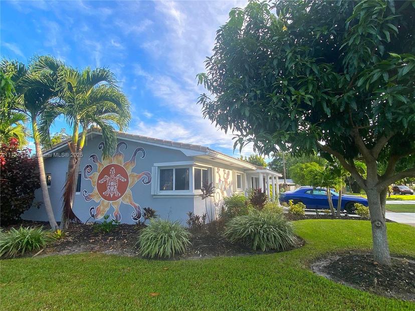 Picture of 1600 Yale Dr, Hollywood FL 33021