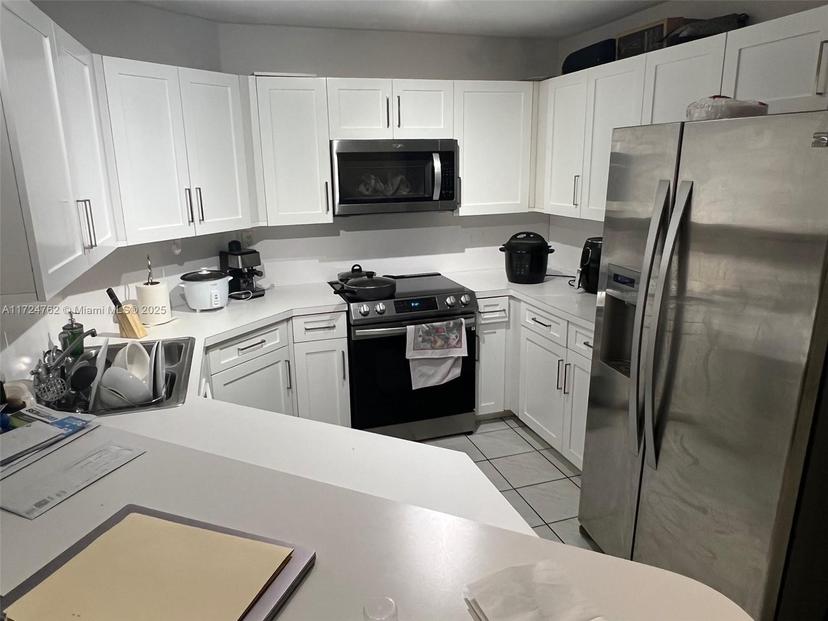 Picture of 12866 SW 62Nd Ter # 12866, Miami FL 33183