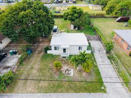 Picture of 26700 SW 137Th Ct, Homestead, FL 33032