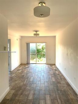 Picture of 1478 NW 1St St # 304, Miami, FL 33125