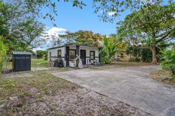 Picture of 15925 E Bunche Park Dr, Miami Gardens, FL 33054