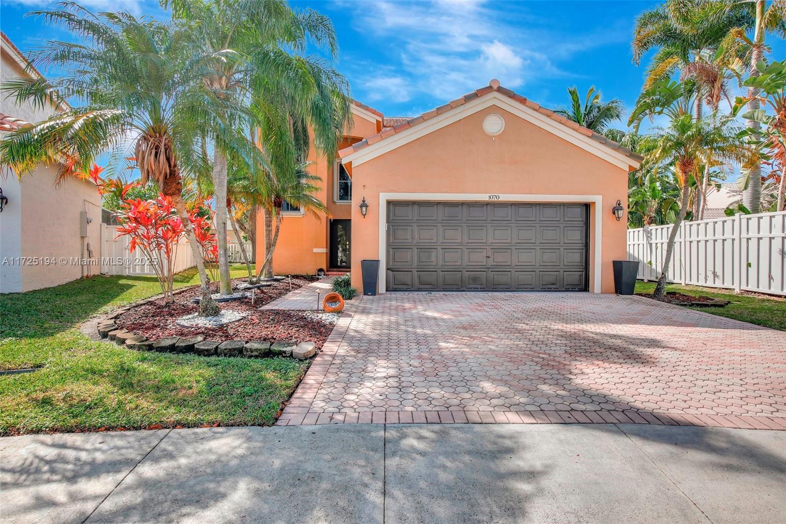 Picture of 1070 Briar Ridge Rd, Weston, FL 33327