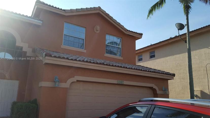 Picture of 1387 SW 105Th Ave, Pembroke Pines FL 33025